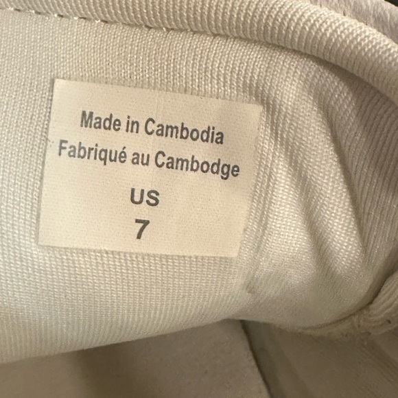 TED BAKER WHITE LEATHER SNEAKERS - Picture 9 of 9